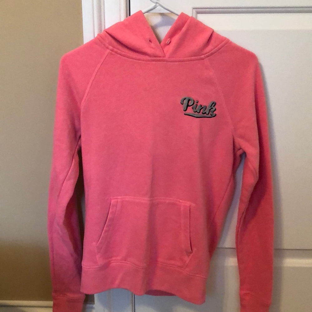 pink sweatshirt